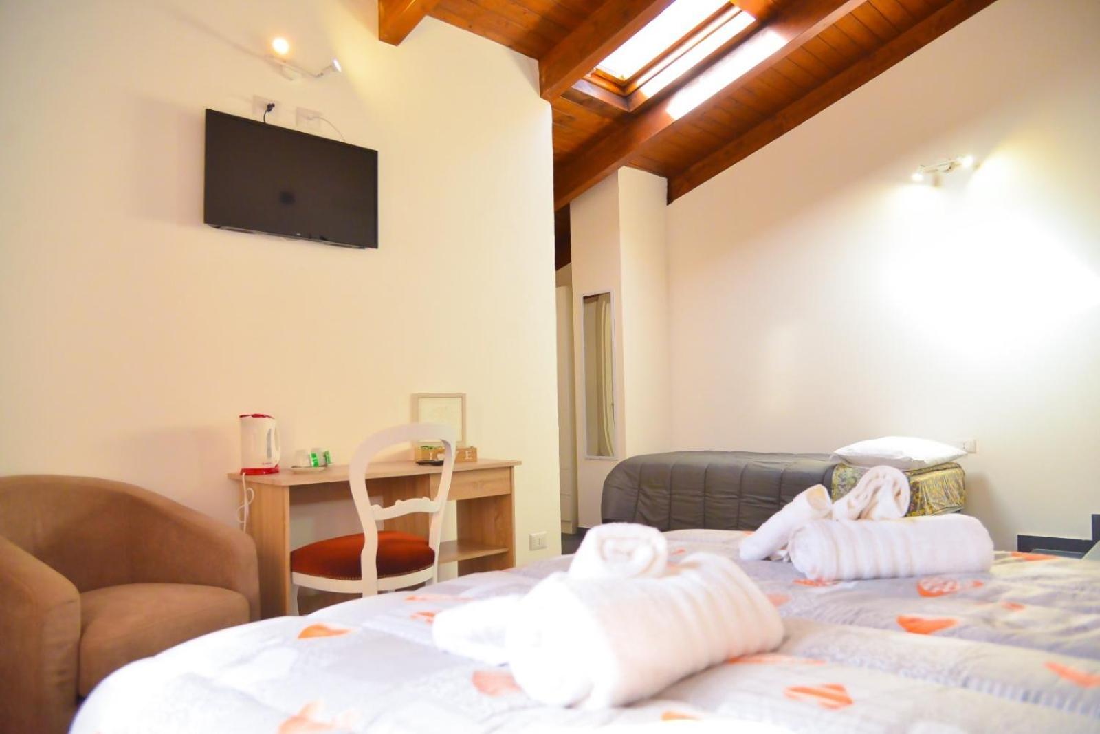 La Plaza B&B Cavaglia ภายนอก รูปภาพ